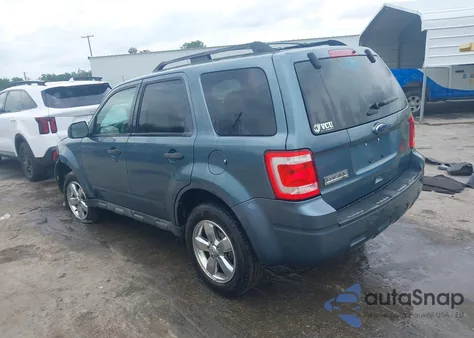 2011 Ford Escape Xlt from USA, damaged, VIN 1FMCU0D71BKC36409
